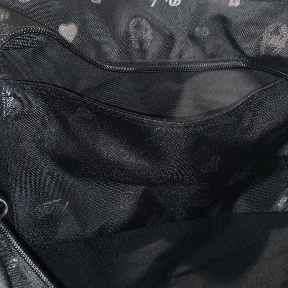 Pink Victoria Secrets NWOT Tote / Travel Bag - Picture 9 of 13